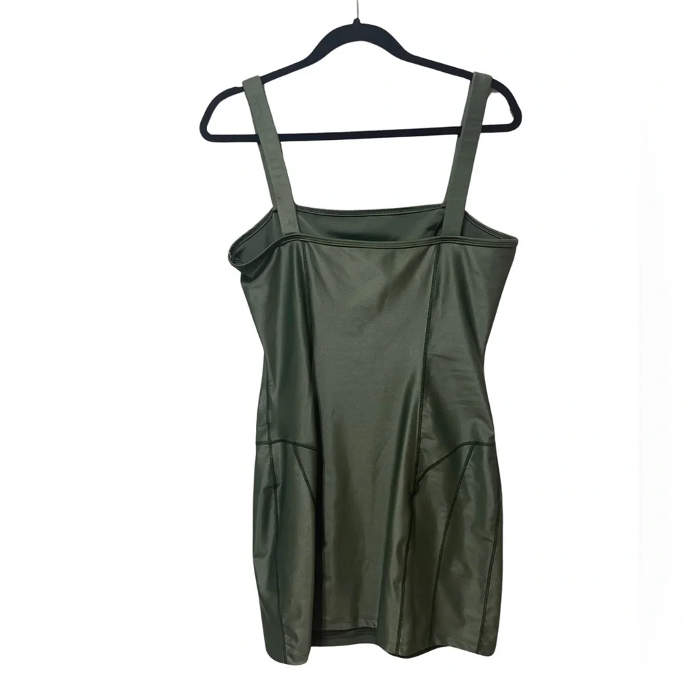 Noli Yoga Sage Green Dress - Picture 4 of 5